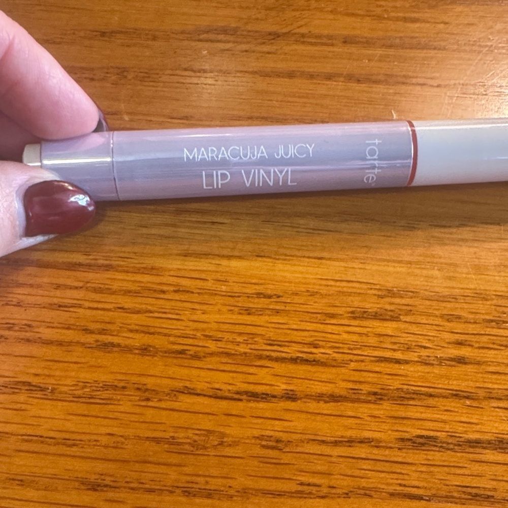 Tarte Maracuja Juicy Lip Vinyl - sheer petal